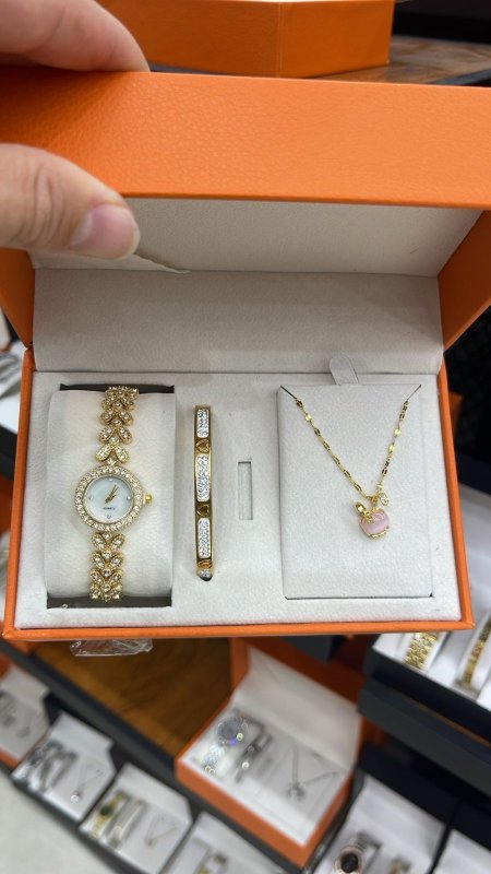 w.w.s.297 - waches women